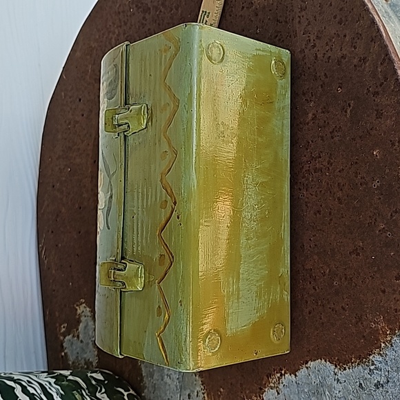 VINTAGE Victory Dome Top Lunchbox - Picture 10 of 12